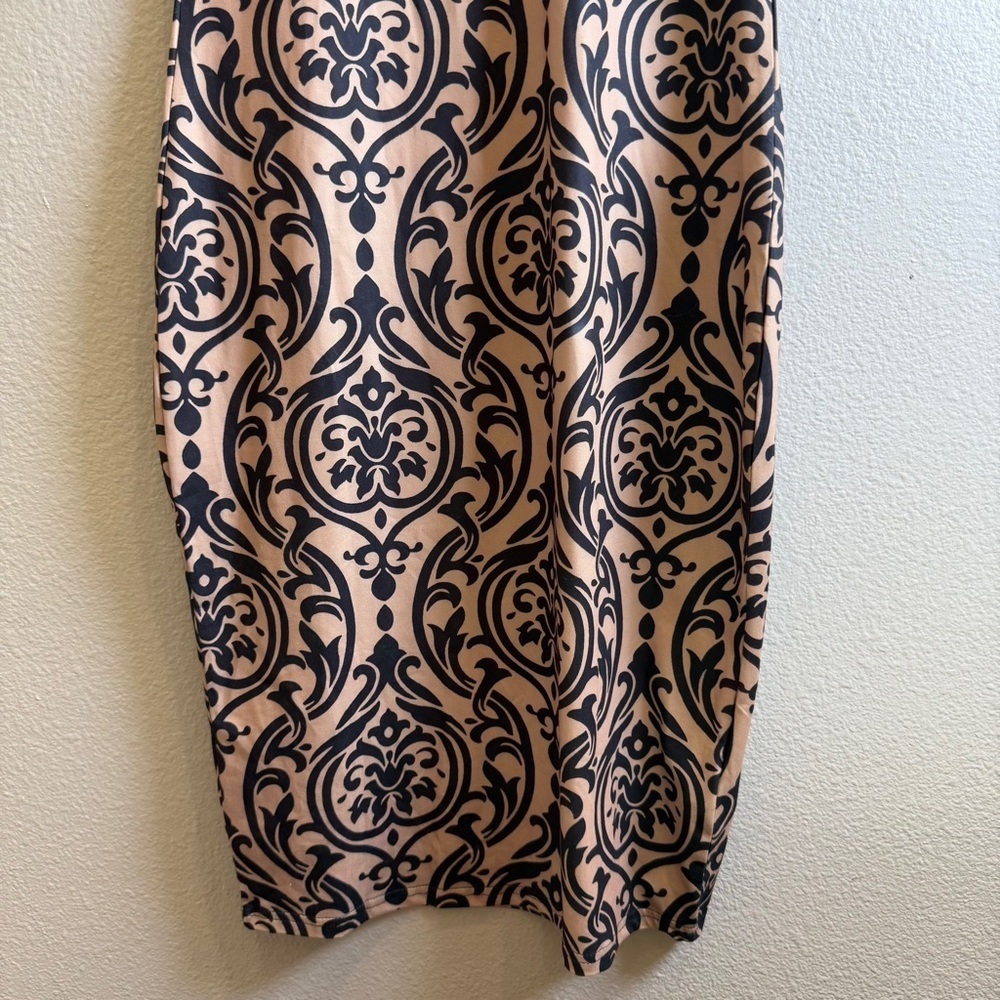Sleeveless Bodycon Midi Dress Size Large Black Tan Damask Mock Neck Elegant - Picture 4 of 8
